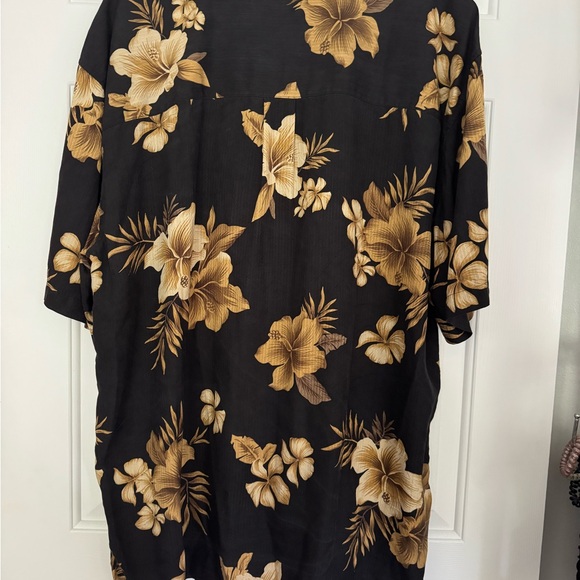 Jos. A. Bank Black and Brown Silk Shirt - Picture 4 of 5